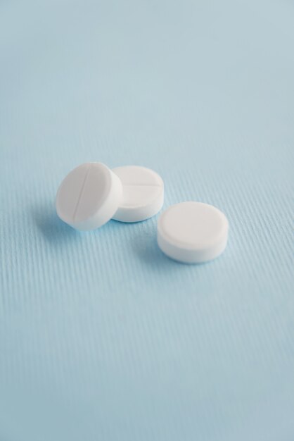 Gratis foto drie witte pillen