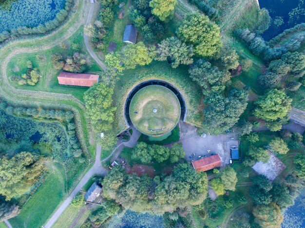 Een luchtfoto van Fort Everdingen in Nederland
