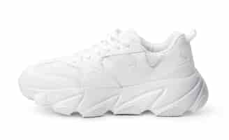 Gratis foto een witte sneaker schoen geïsoleerd op wit