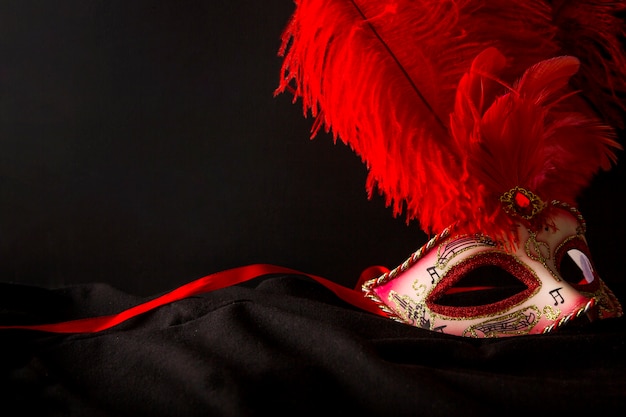 Elegante samenstelling met het masker van Venetiaans Carnaval