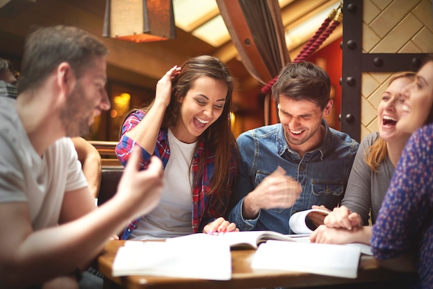 Examens zijn niet zo moeilijk als we dachten