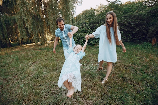 Familie op een park