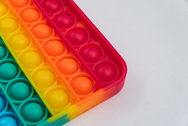 Fidget pop it toy regenboogkleur - antistress, leuk en leerzaam