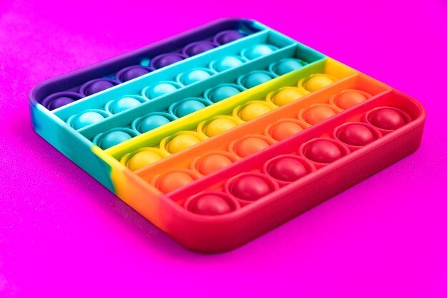 Fidget pop it toy regenboogkleur, antistress, leuk en leerzaam