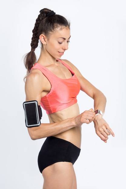Fitness meisje met smartwatch