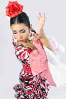 Gratis foto flamenco danser in mooie jurk