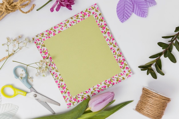 Gratis foto frame- en bloemgereedschap