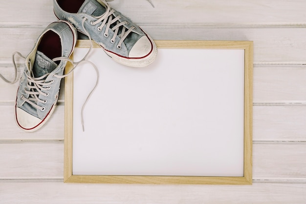 Gratis foto frame en schoenen