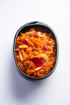 Gajar halwa, ook bekend als gajorer halua, gajrela, gajar pak en wortel halwa is een zoete dessertpudding op basis van wortel uit het indiase subcontinent
