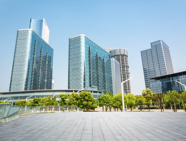 Gebouwen van verschillende ontwerpen glas