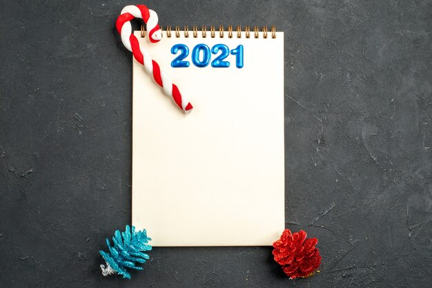 Gelukkig nieuwjaar 2021, notitieboekje en decoratie