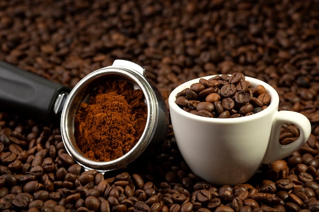 Gereedschap gebruikt voor koffiepers en kopje