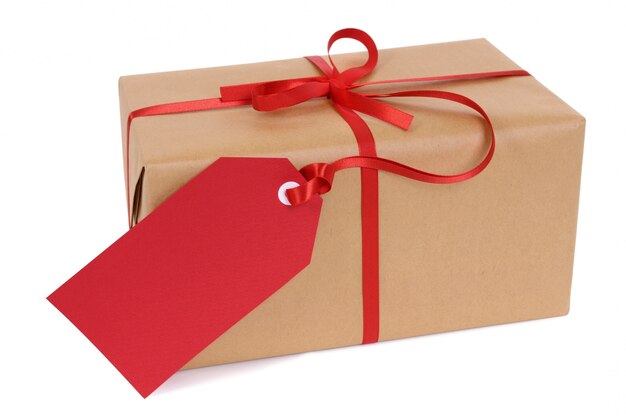 Gift box met rode cadeau label