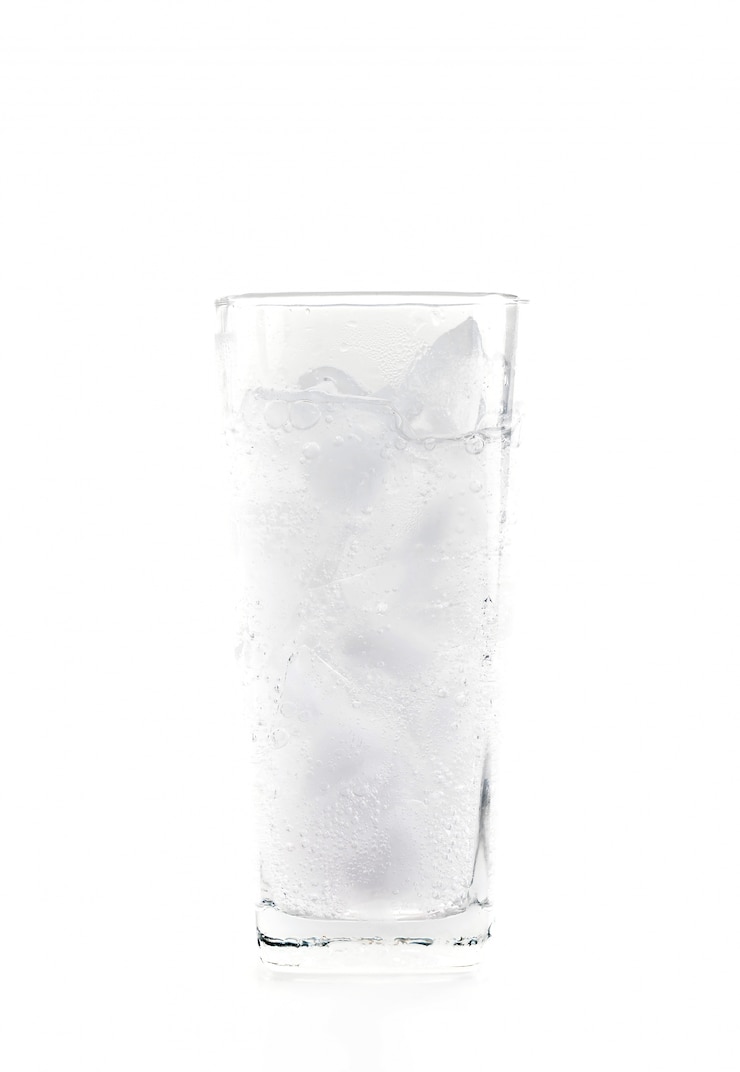 Gratis Foto glas mineraal koolzuurhoudend water met ijs