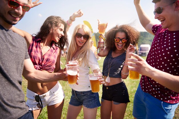 Goed gezelschap staat op het feest voorop