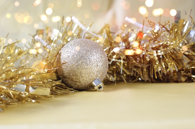 Gratis foto gouden kerstversiering