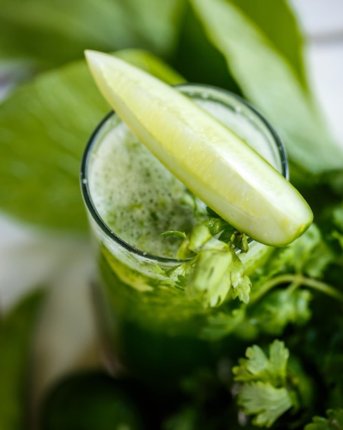 Groene smoothies met groenten Close-up Bovenaanzicht