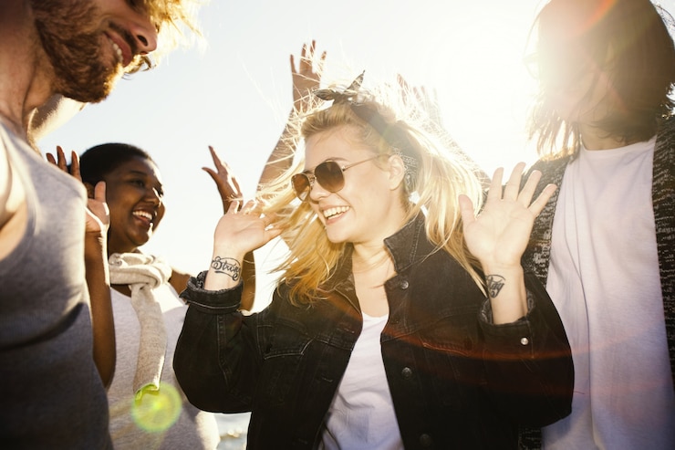 Gratis Foto groep vrienden dansen