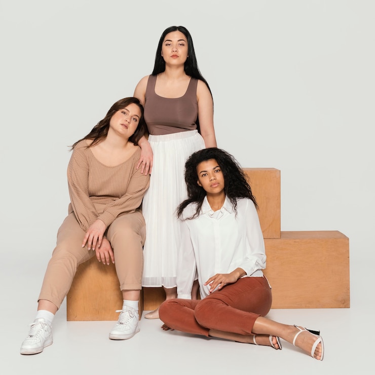 Gratis Foto groep vrouwen die tijd samen doorbrengen