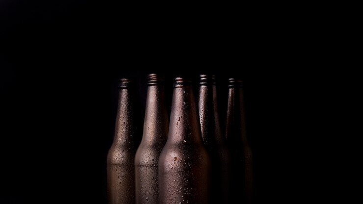 Gratis Foto groep zwarte bierflessen