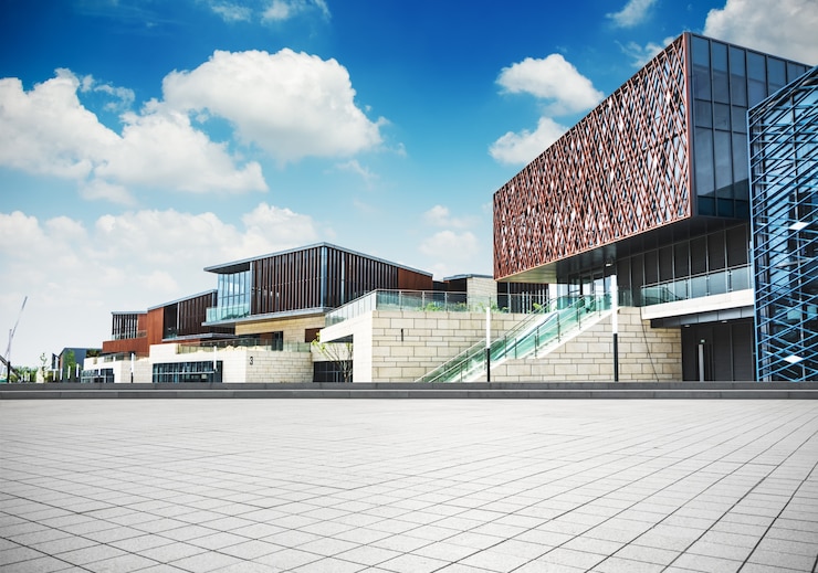 Gratis Foto groot modern kantoorgebouw