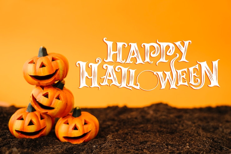 Gratis Foto halloween-banner met pompoenenarrangement