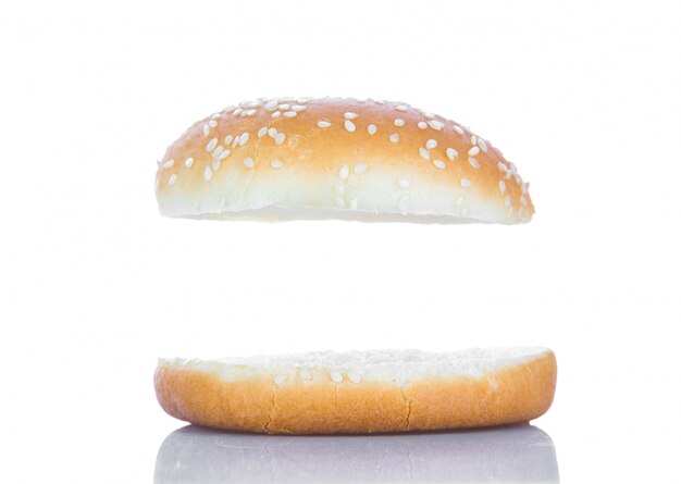 Hamburger brood met een witte ruimte