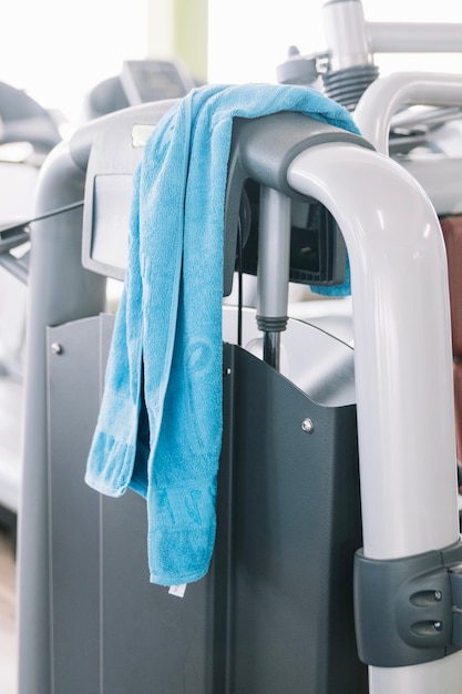 Handdoek op fitness machine