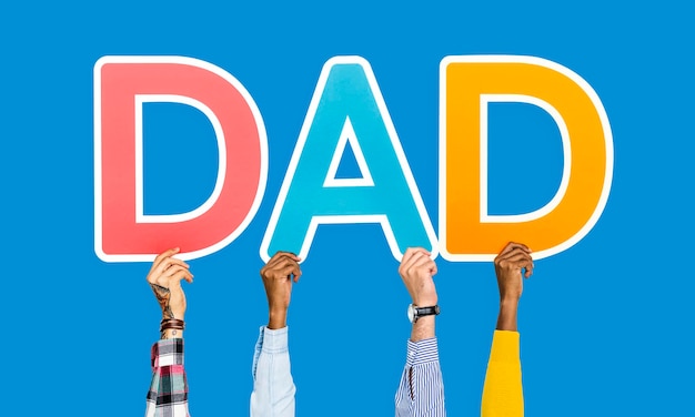 Handen met het woord papa