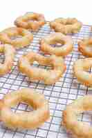 Gratis foto handgemaakte lekkere donut