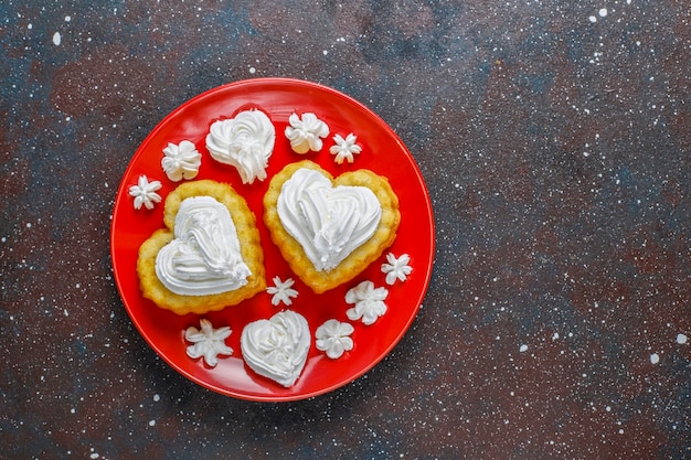 Hartvormige taarten voor Valentijnsdag.