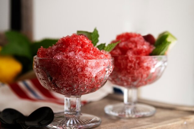 Heerlijk granita dessert met fruitsmaak