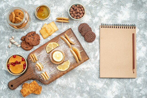 Heerlijk smakelijk dessert voor feest