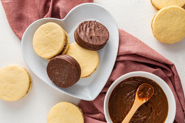 Heerlijke alfajores koekjes concept