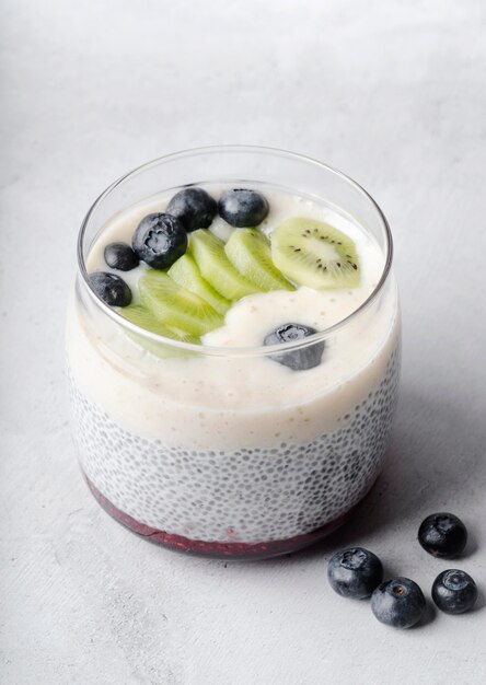 Heerlijke biologische melk en fruit