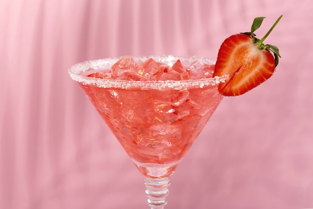 Gratis foto heerlijke daiquiri met aardbei