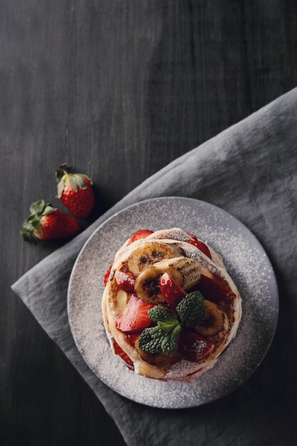 Heerlijke pannenkoeken met aardbeien