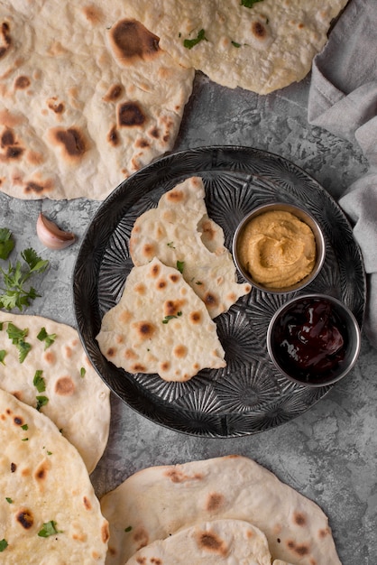 Heerlijke samenstelling van traditionele roti