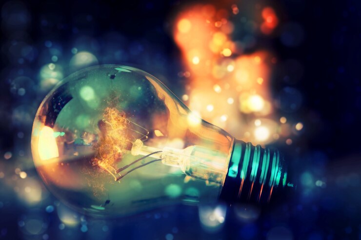 Gratis Foto heldere gloeilamp met oranje lichten