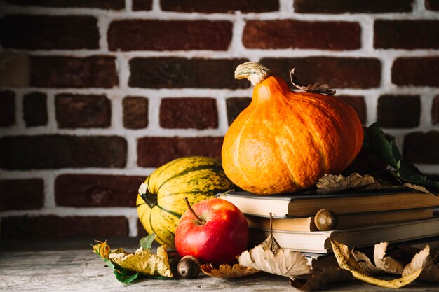 Herfst arrangement met boeken