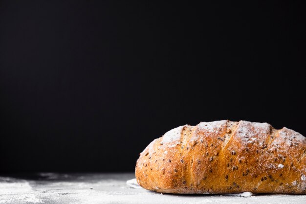 Het broodbrood van de close-up met zaden