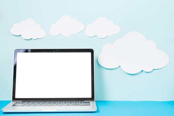 Gratis Foto het document betrekt dichtbij laptop