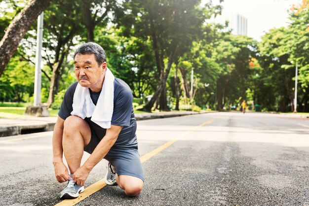 Het hogere Volwassen Concept van de de Sportactiviteit van de Jogging Lopende Oefening