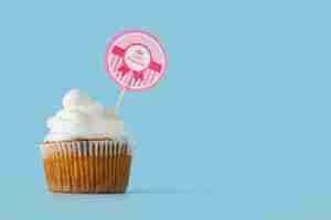 Gratis foto het stilleven van een heerlijke cupcake