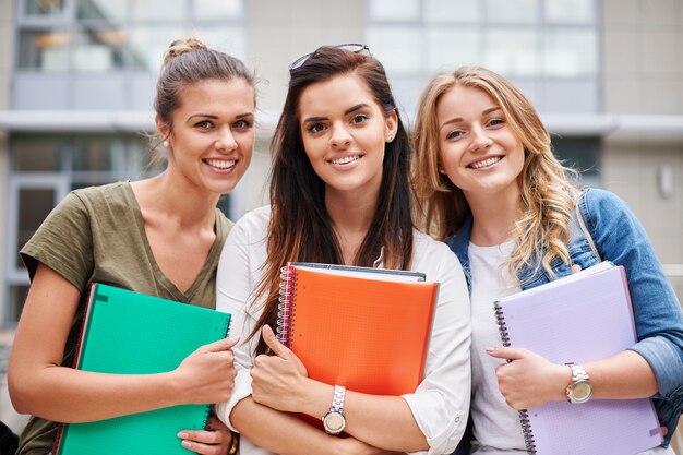 Het wordt een geweldige dag op de universiteit