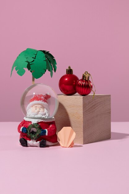 Gratis foto hoge hoek kerst in juli items