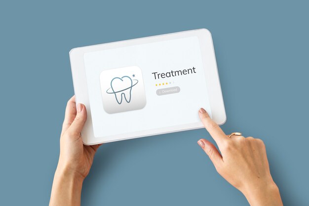 Illustratie van tandheelkundige zorgtoepassing op digitale tablet