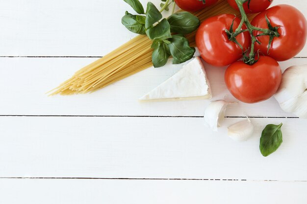 Ingrediënten voor het koken van pasta