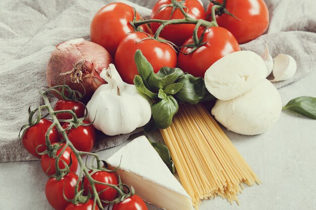 Ingrediënten voor het koken van pasta