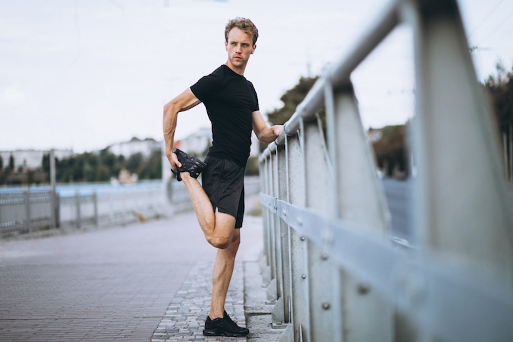 Gratis Foto jonge sport man, ochtend uit te werken